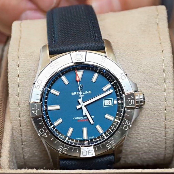 Breitling Avenger 42mm Blue Dial Automatic Date Leather Strap A17328