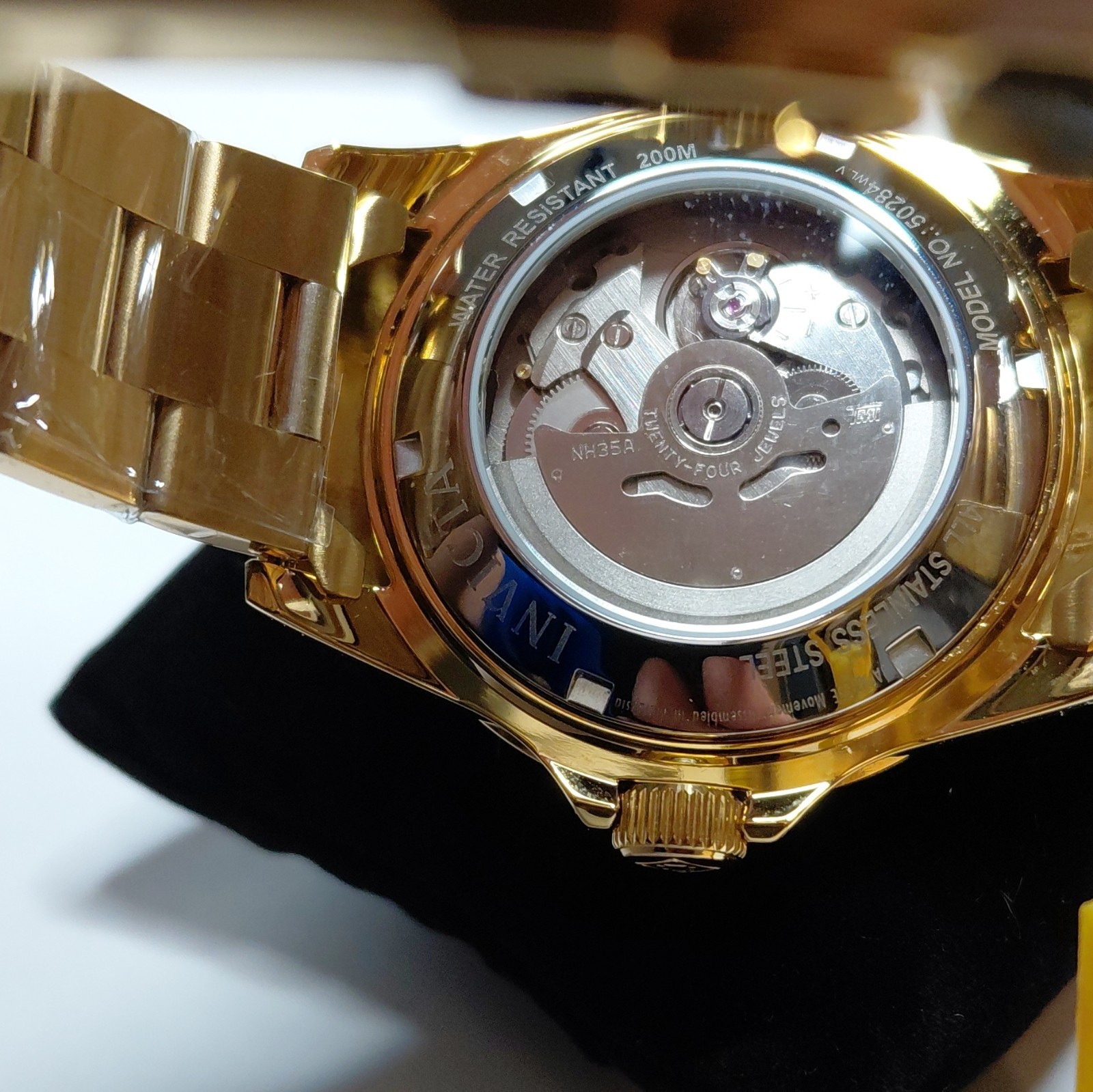 Invicta Pro Diver Men’s Automatic Watch, Gold SS Bracelet, WR 200M, Date, Box