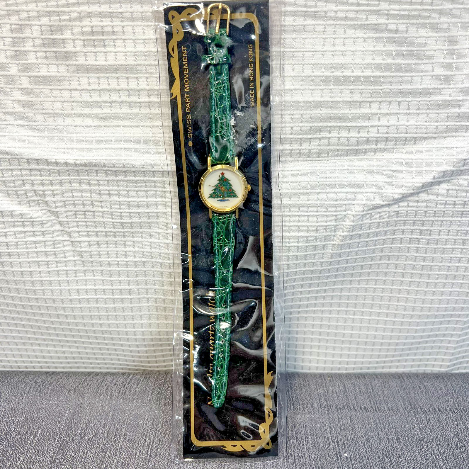 Vtg Swiss Parts Movement Novelty Holiday Sparkly Christmas Tree Watch Green NOS