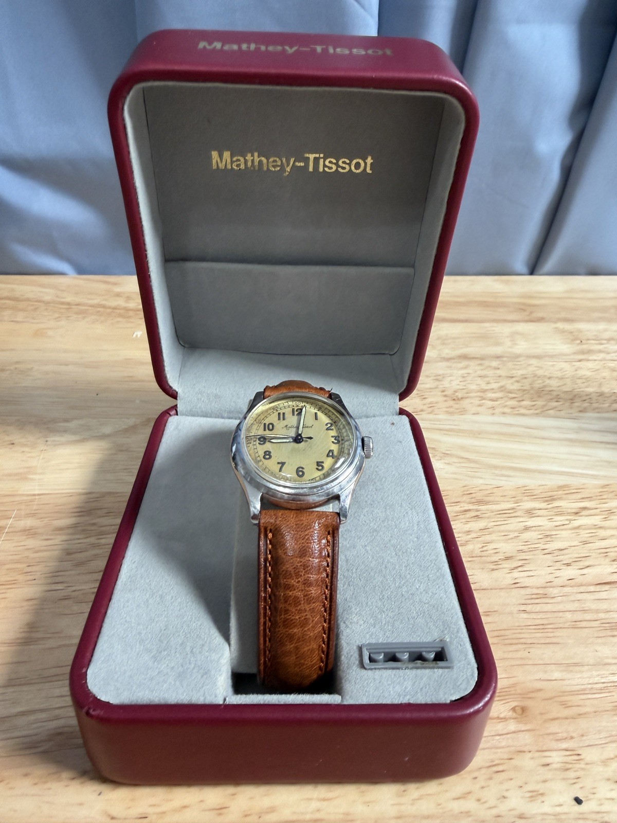 1940’s MATHEY TISSOT MILITARY STYLE VINTAGE MENS WATCH BUMPER AUTOMATIC – RUNS