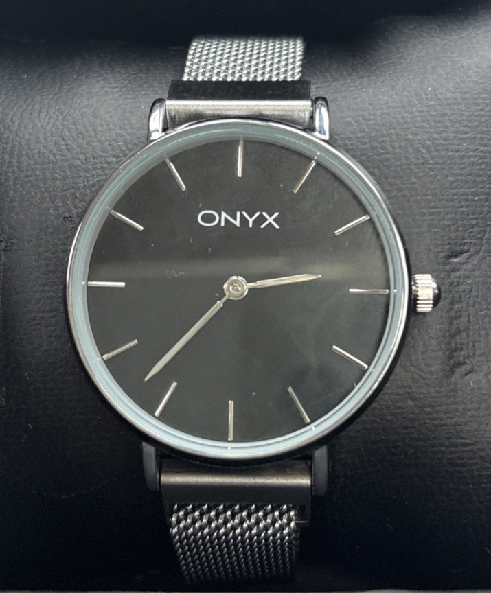Womens Watch Luxury Onyx Water Resistant Adjustable Magnetic Strap NEW