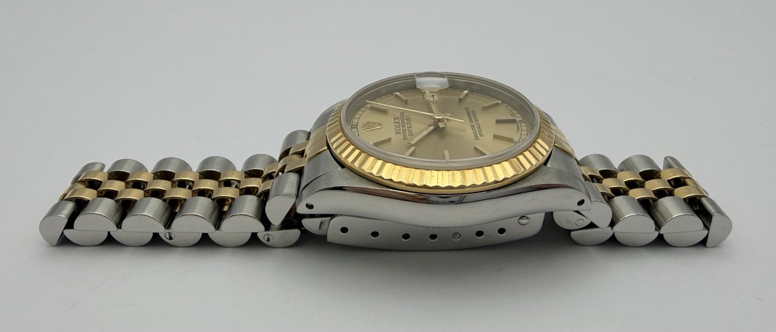 Rolex Datejust 31 / Two Tone 18k Gold Steel / Champagne Dial / 1985 / Ref 68273