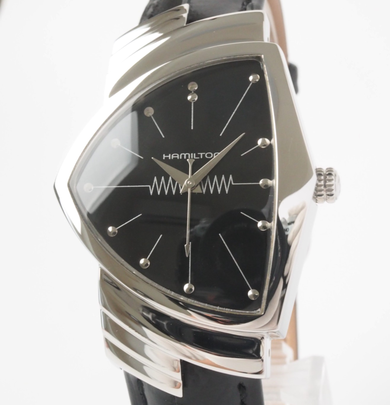 Hamilton Ventura H244112 Quartz Black Dial 33 mm