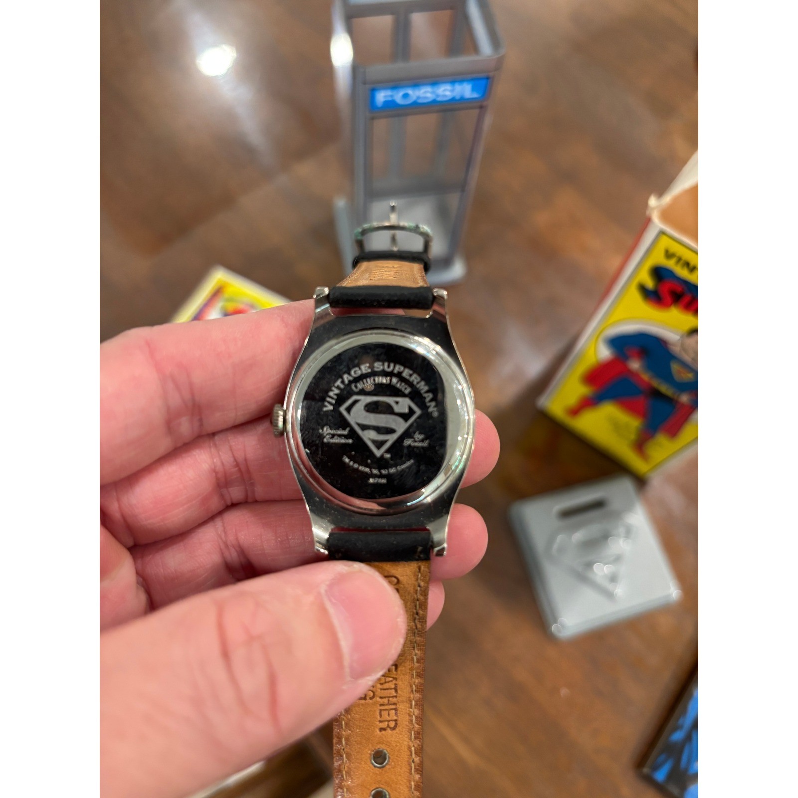 Vintage Superman DC Comics Character Watch Silver Tone Case Black Leather Strap
