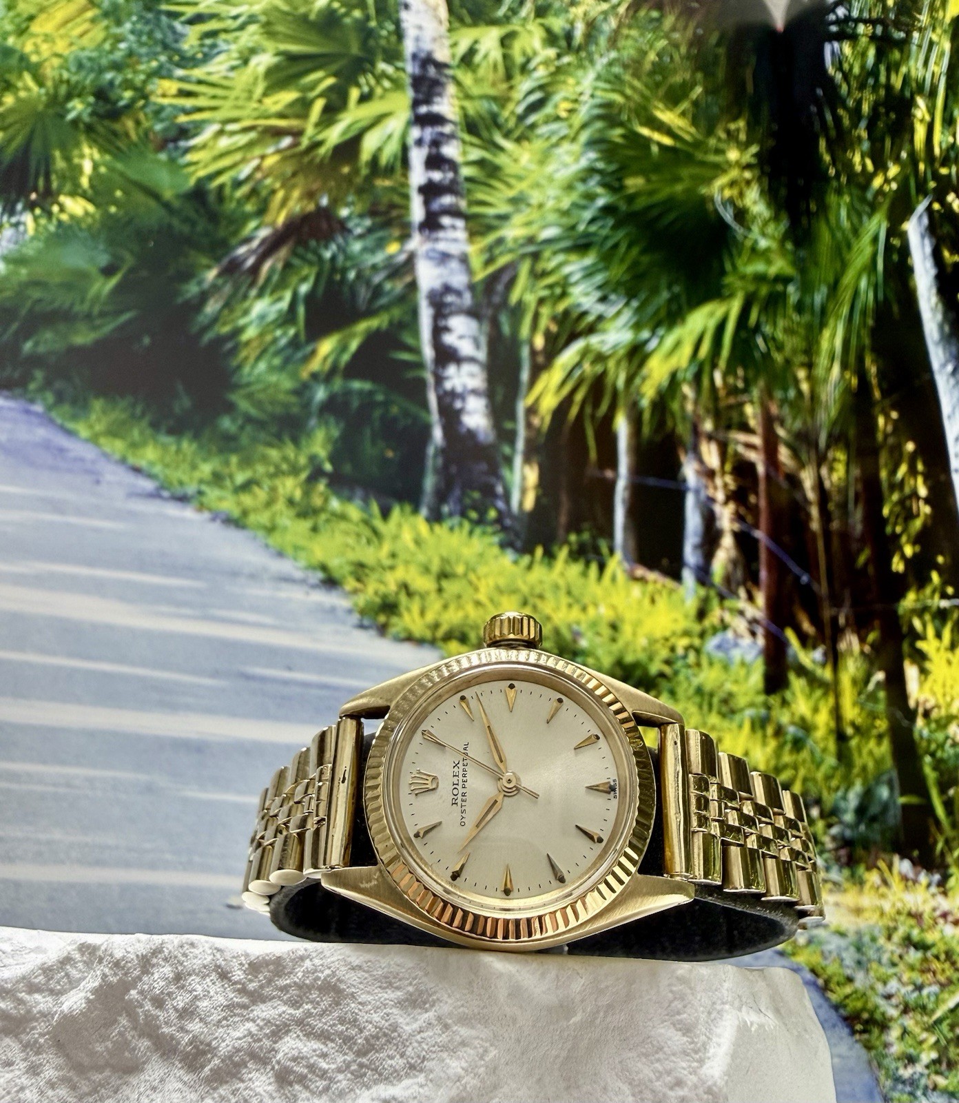 Rolex Oyster Perpetual 6619 Yellow Gold 24mm Rare Oval Link Flex USA Bracelet