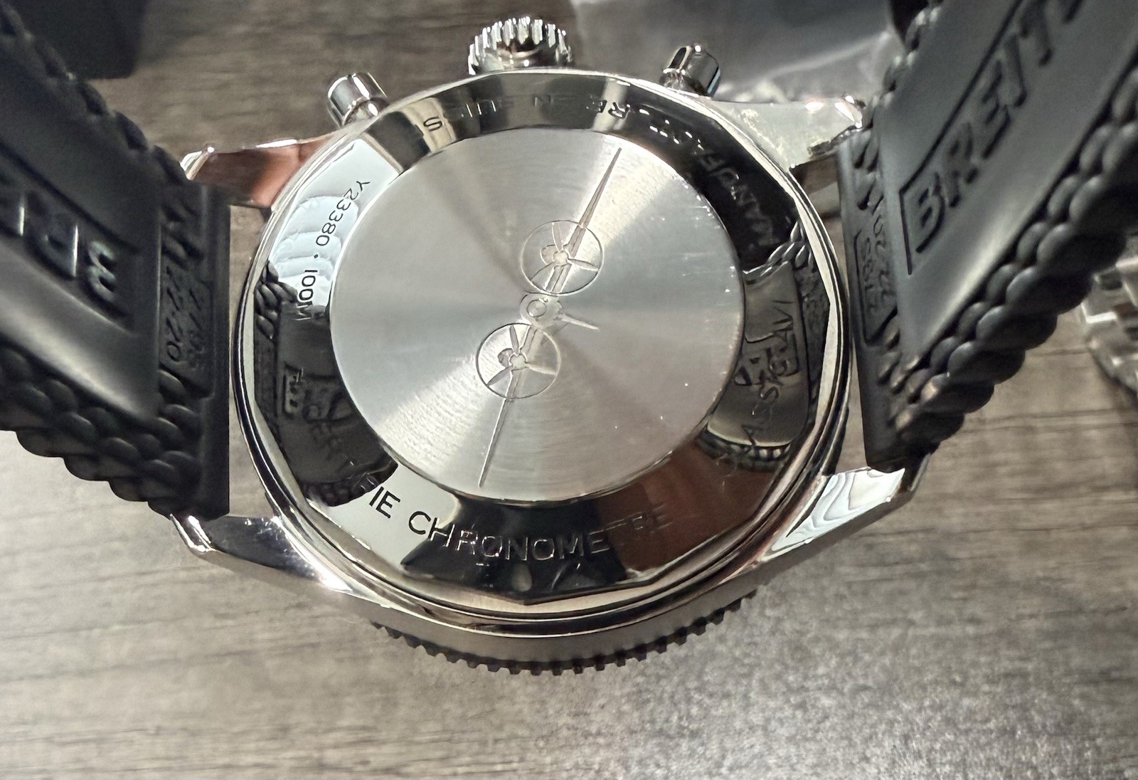 2024 BREITLING Classic AVI Chronograph 42 Mosquito Ref.Y23380 w/ Box & Papers