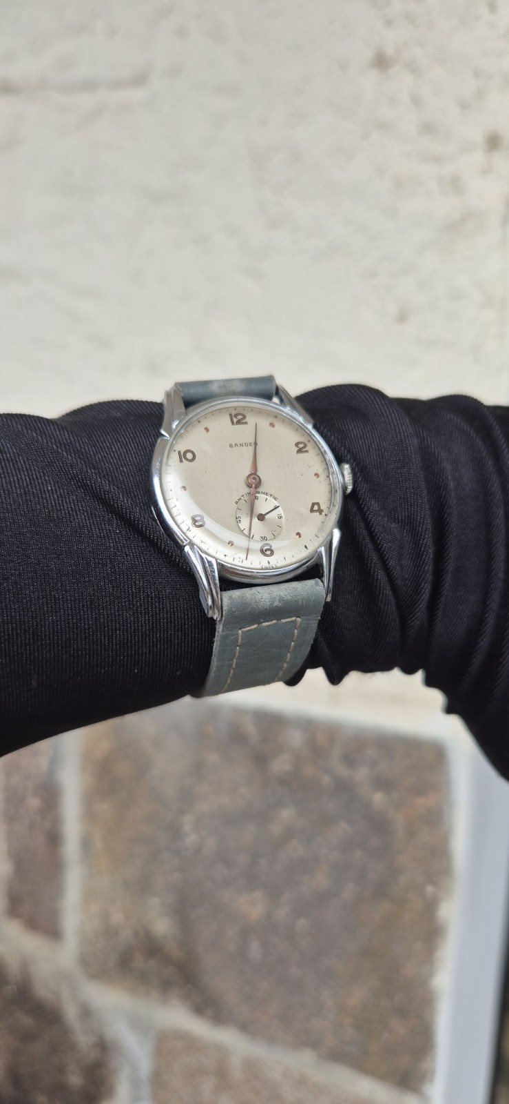 Gander Vintage 1940s Watch Spider Lugs Fixed Bars Original Strap Near NOS Swiss