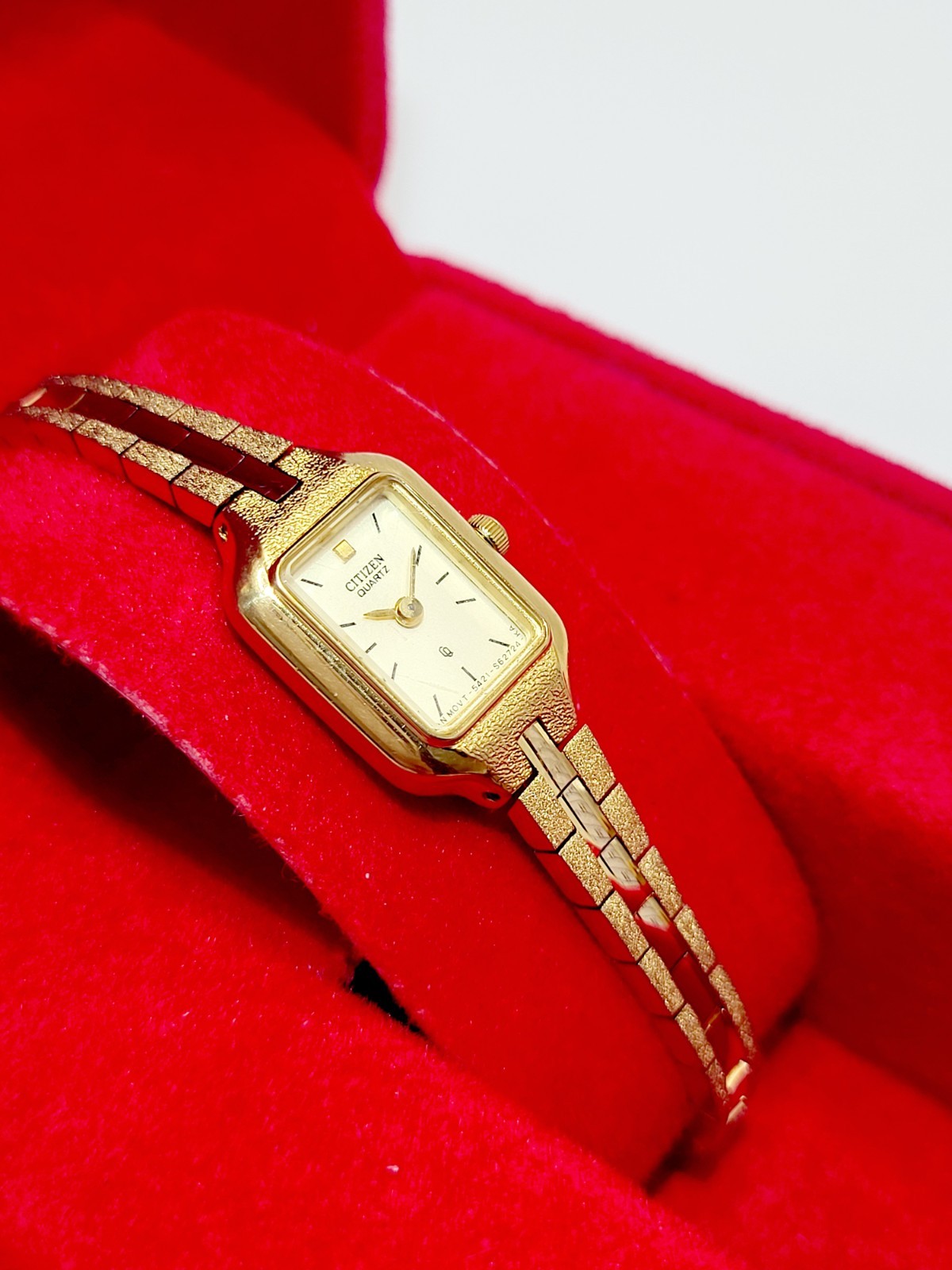 Rare [N. MINT] 1988 Citizen Quartz 13mm Ladies Watch Gold Tone 5421-821389