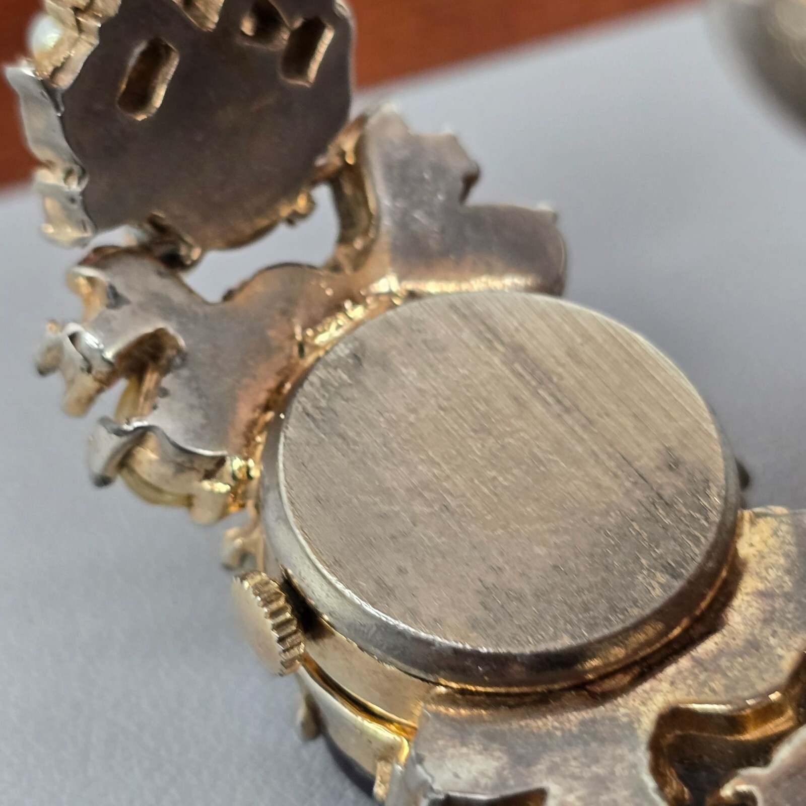 VTG Pedre 17 Jewels Swiss Watch Hidden In Gold-Tone Jeweled Cabochon Bracelet