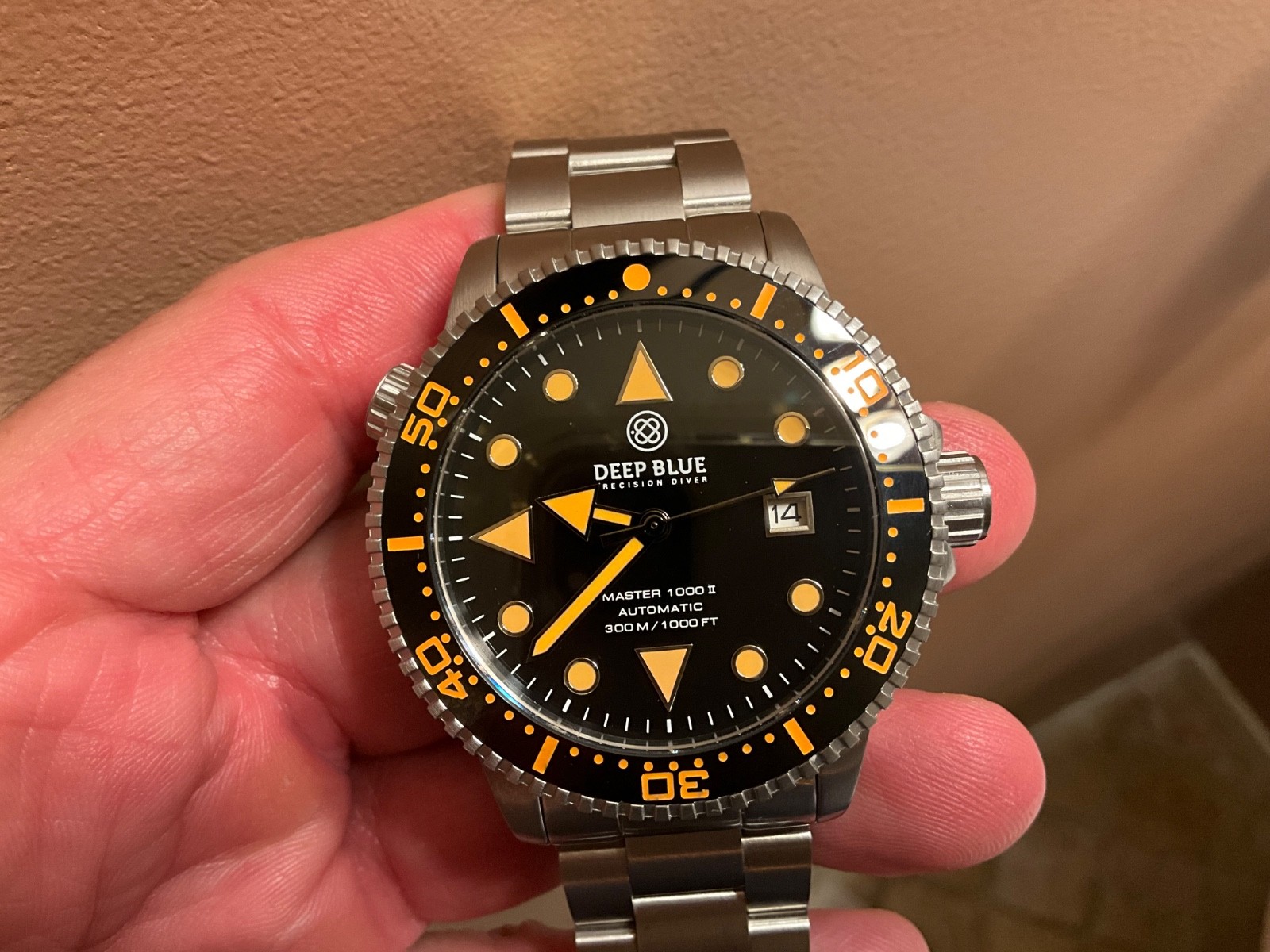 DEEP BLUE MENS DIVER 1000 FT SAPPHIRE CRYSTAL BLACK ORANGE EXCELLENT CONDITION!!