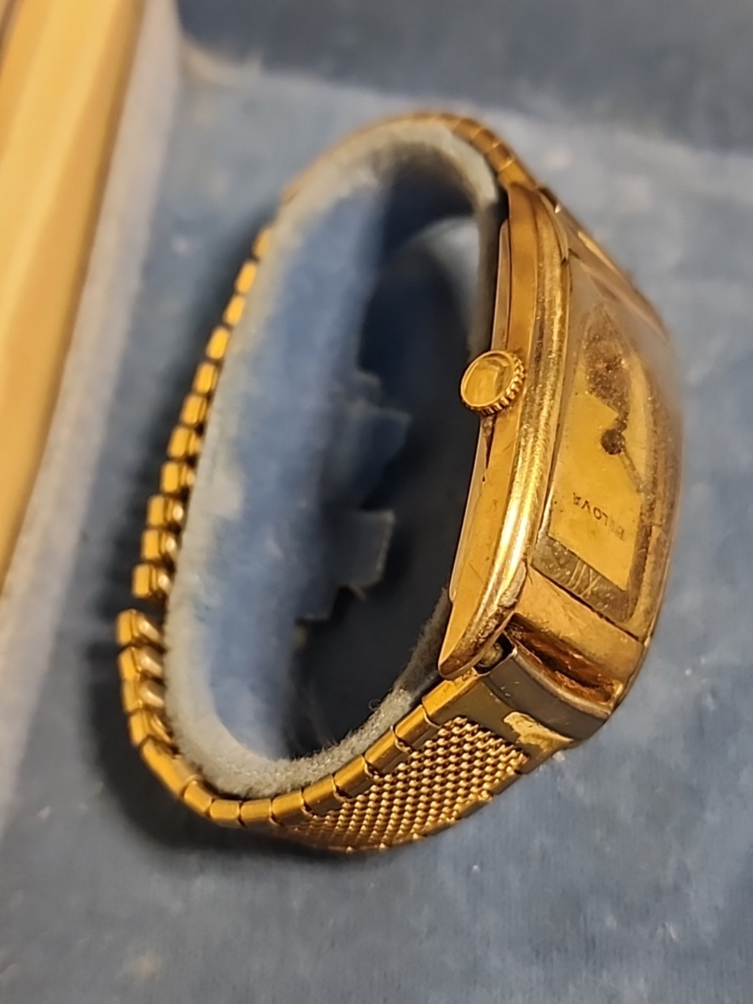Vintage Bulova Midshipman Watch 17 Jewels Swiss Adjusted Bulova Curve RUNS
