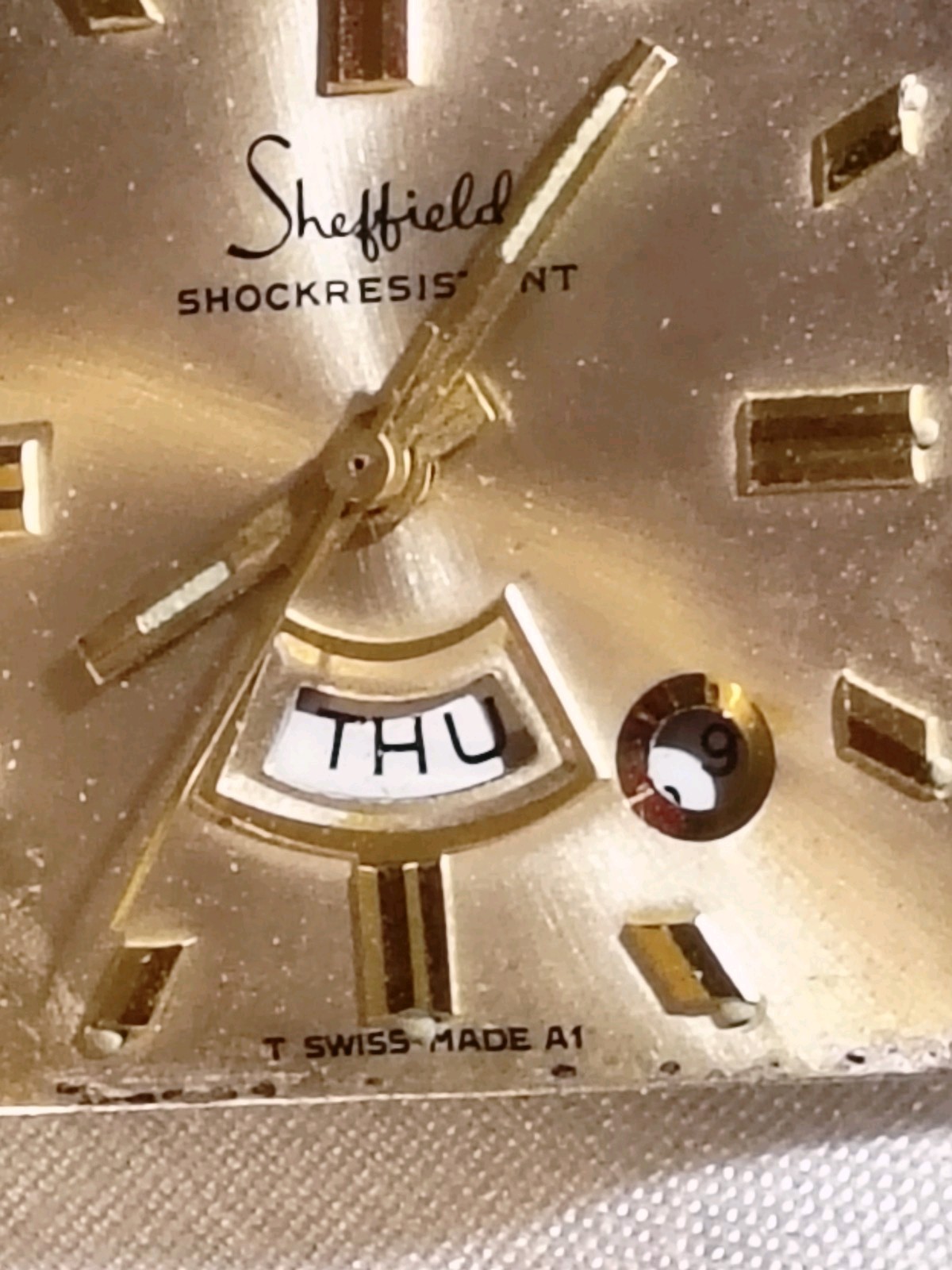 RARE VINTAGE AUTOMATIC SHEFFIELD SWISS MADE SHOCKRESIST WATCH