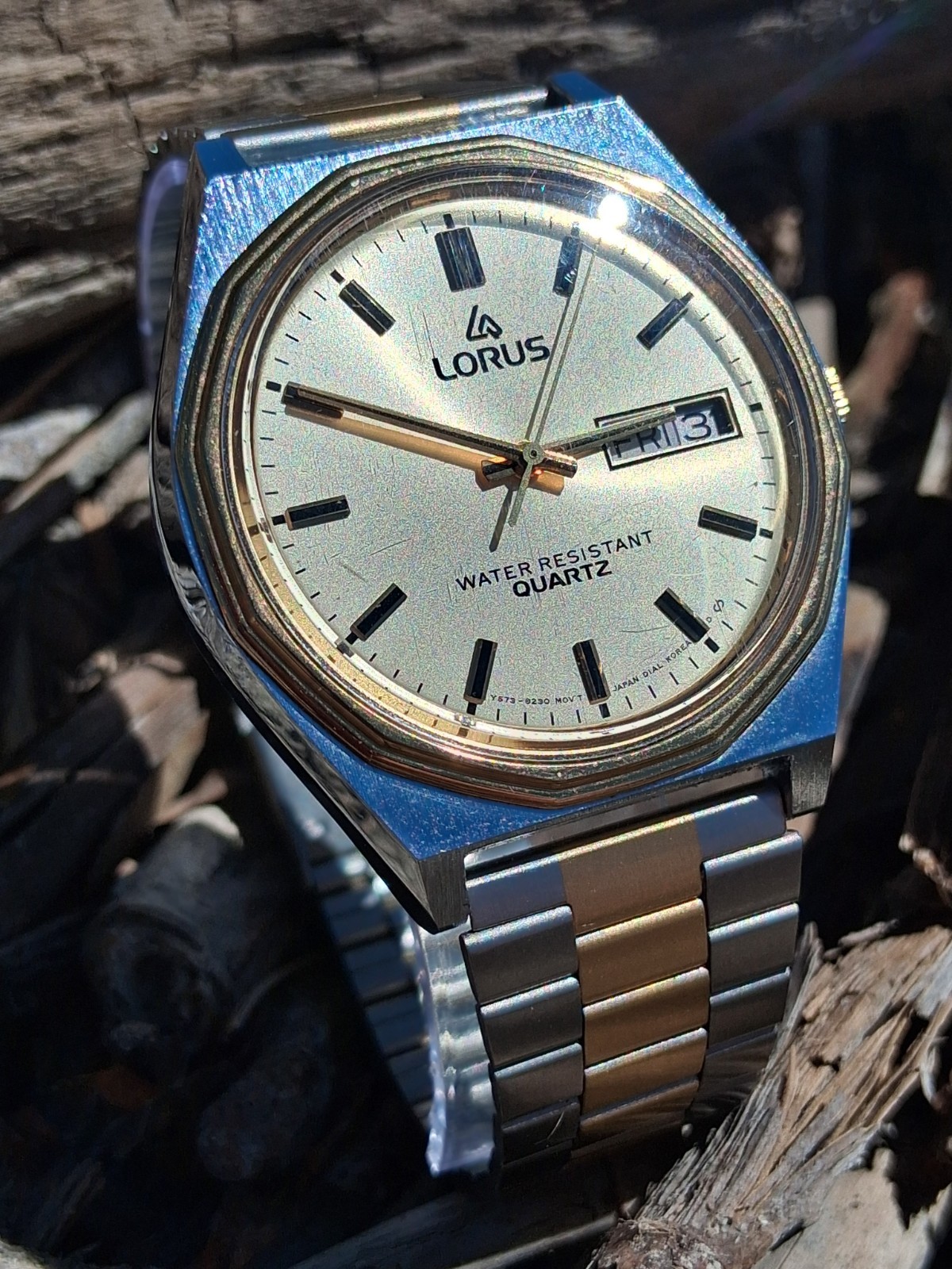 Vintage Lorus Men’s Quartz Stainless Steel Watch Day Date Model