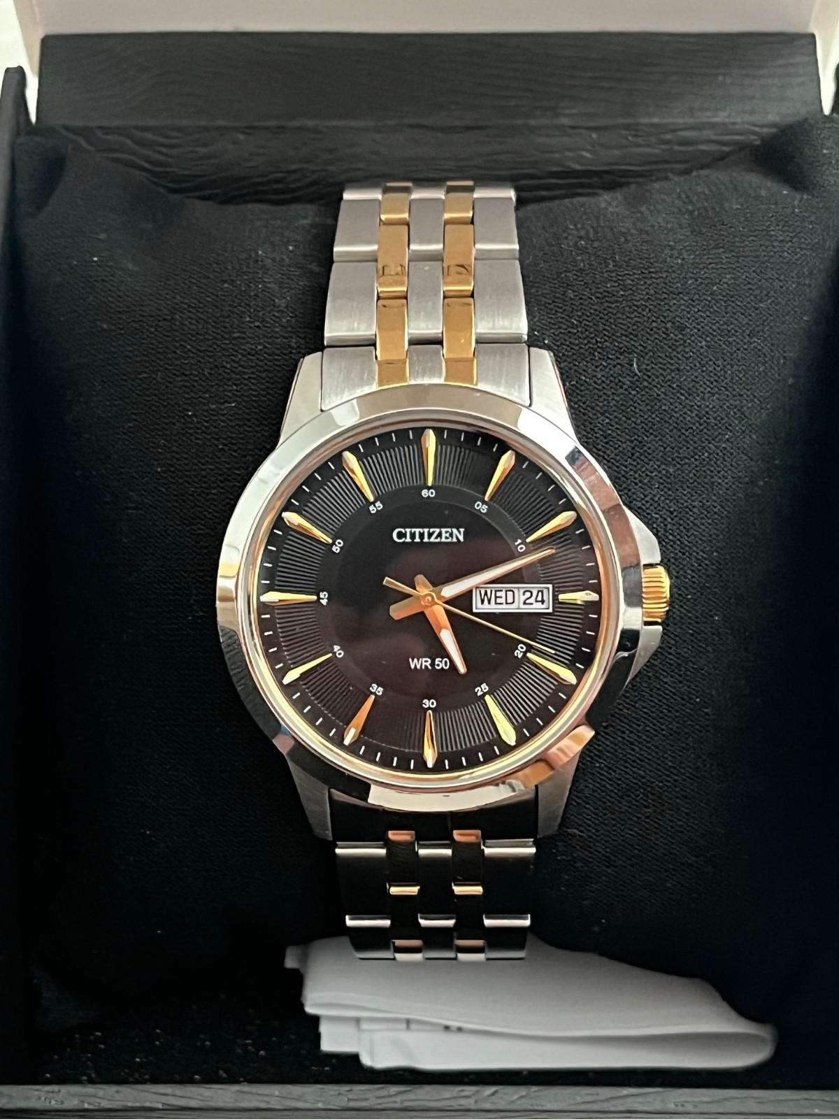 citizen silver and gold watch bf2018-52e