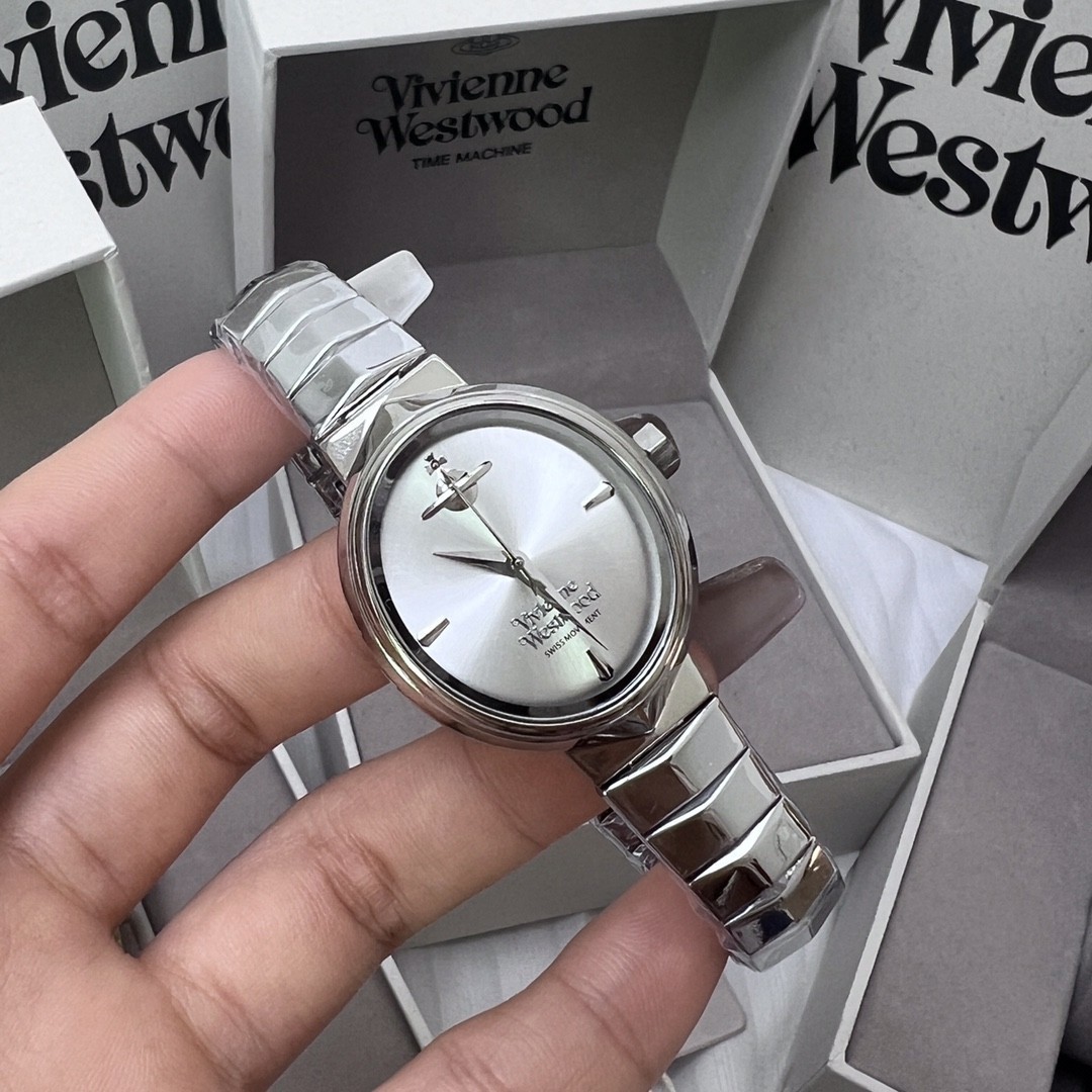 Vivienne Women’s Quartz Oval-shaped Watch Silver Dial Stainless Steel Strap