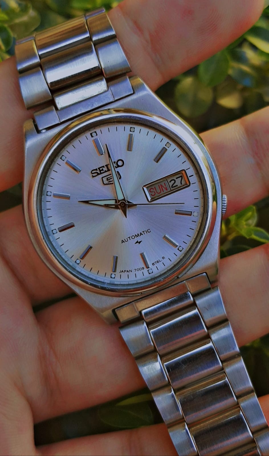 vintage Seiko 5 automatic grey silver color dial watch