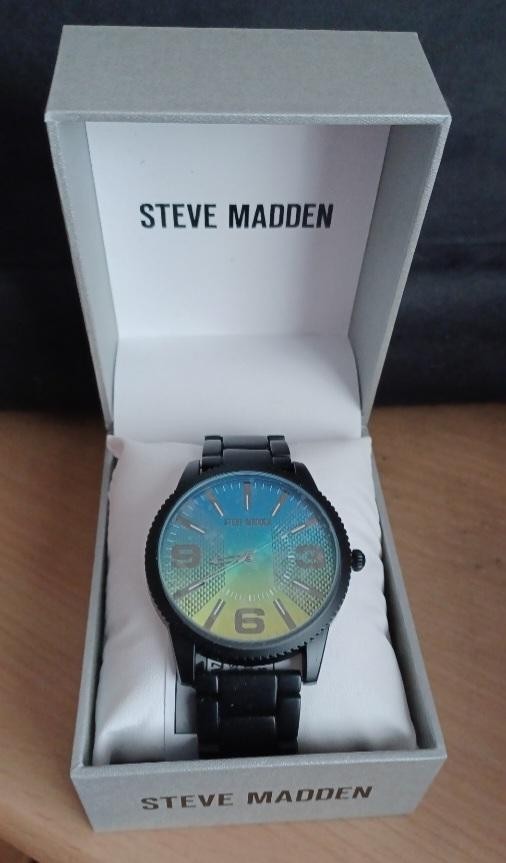 Steve Madden Iridescent Blue and Yellow Analog Watch Mens Ladies Unisex