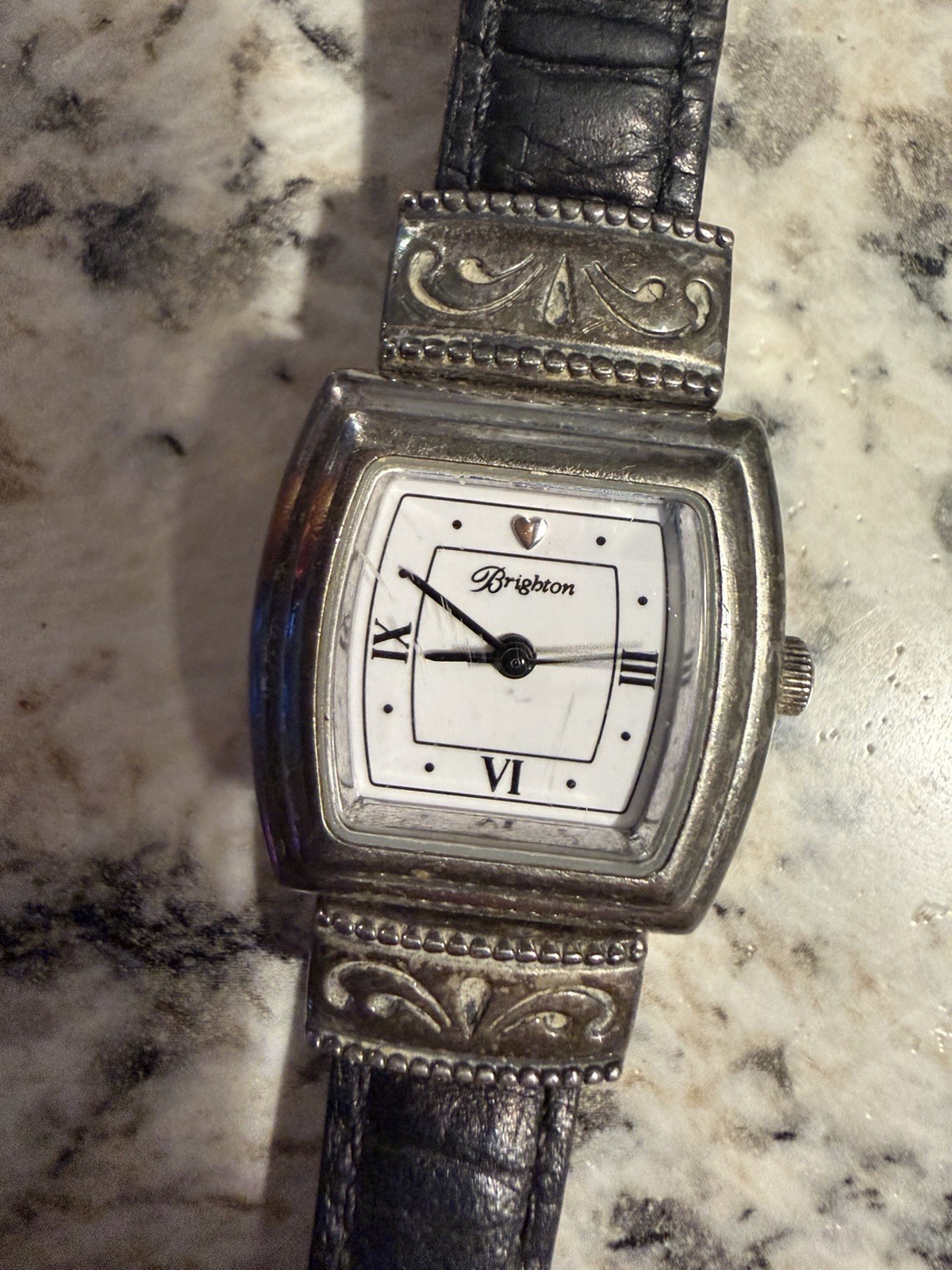Women’s BRIGHTON Waterford Silver Tone Black/Red Leather Reversible Watch, Runs