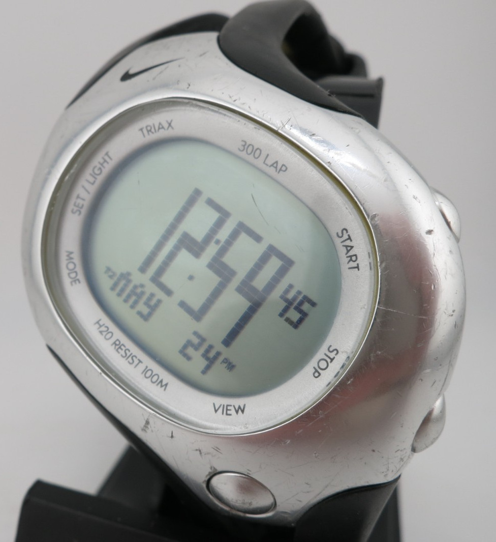 Nike Triax Speed 300 Digital Sport Black + Silver-Tone Watch – WR0101 – New Batt
