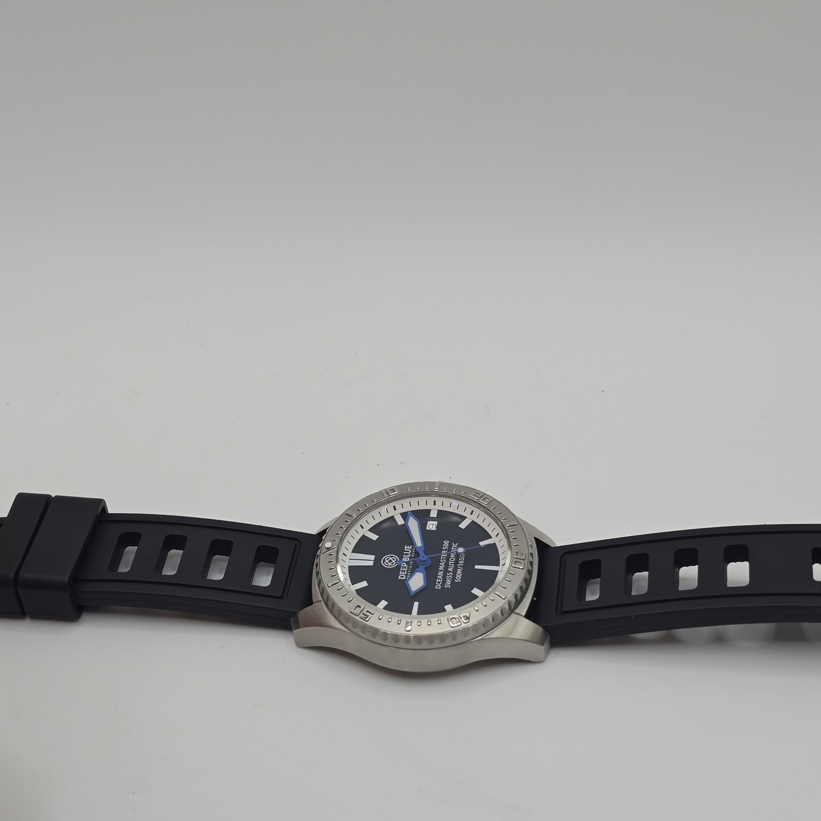Deep Blue Men’s Ocean Master 500 Swiss Automatic Watch Black Dial 40mm