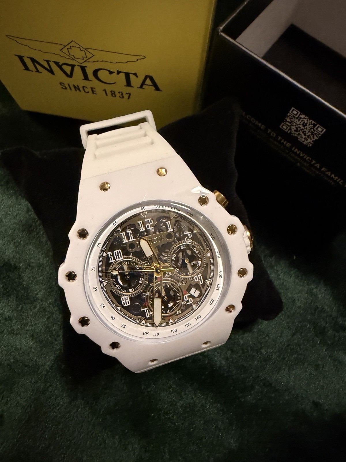 Invicta I-Force Men’s Quartz Chronograph Date Tachymeter White Strap Box