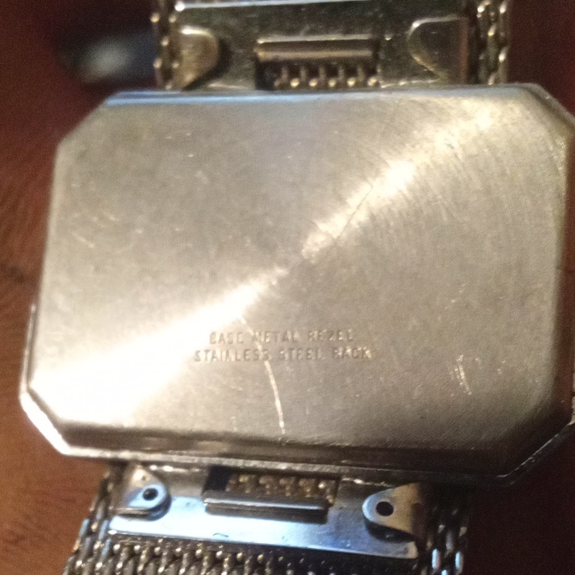Timex Quartz Vintage 1980s Blue Dial Rectangle 24-27.9mm Silver Mesh