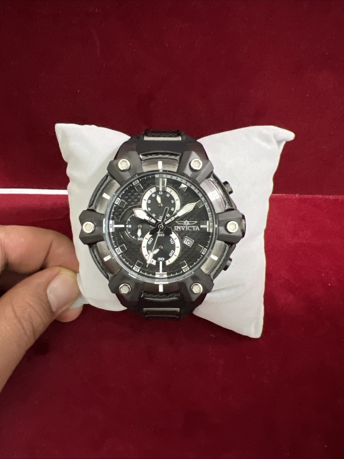 Invicta Carbon Hawk 37286 is a 54mm men’s watch with a black carbon fiber dial,