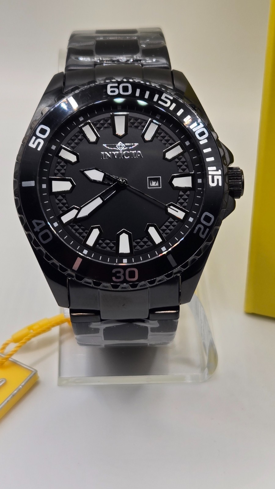 Invicta Pro Diver Men’s Watch. All Black, 2 Tone Gloss And Flat Black Band!!