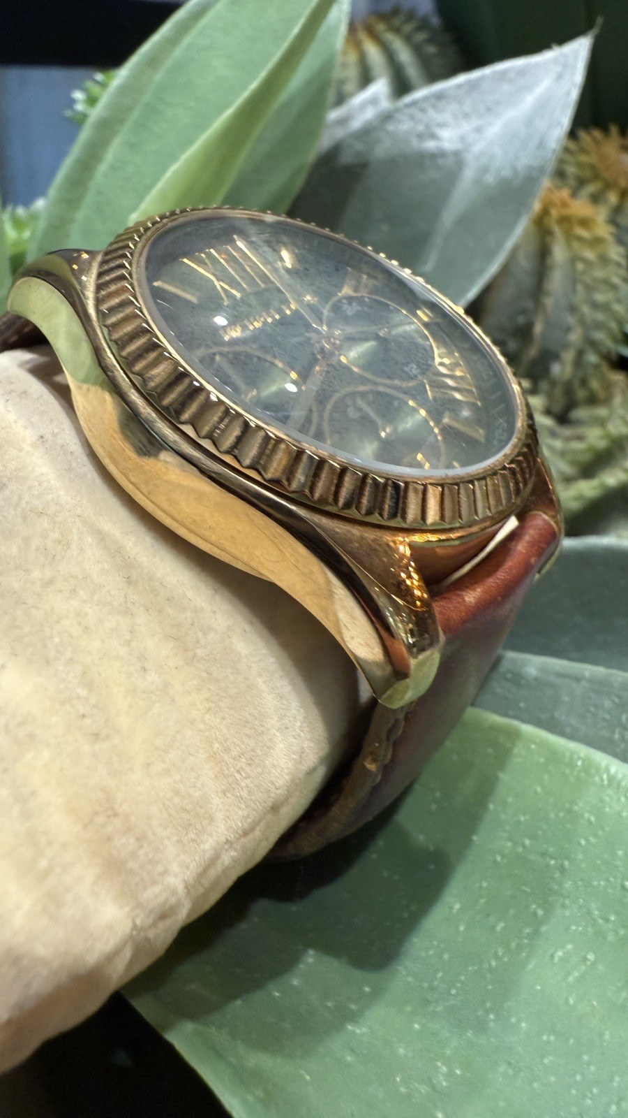 Michael Kors Chronograph Quartz Dress Watch Brown Leather Gold Stainless Steel