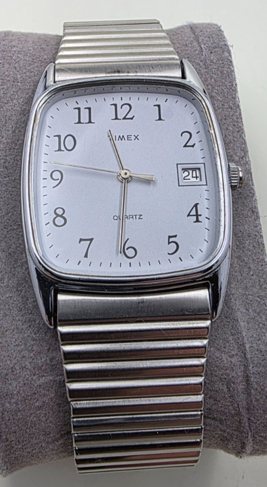 VINTAGE (3/89) Timex LA Cell “TV”-dial Date Watch, New Battery VG Condition