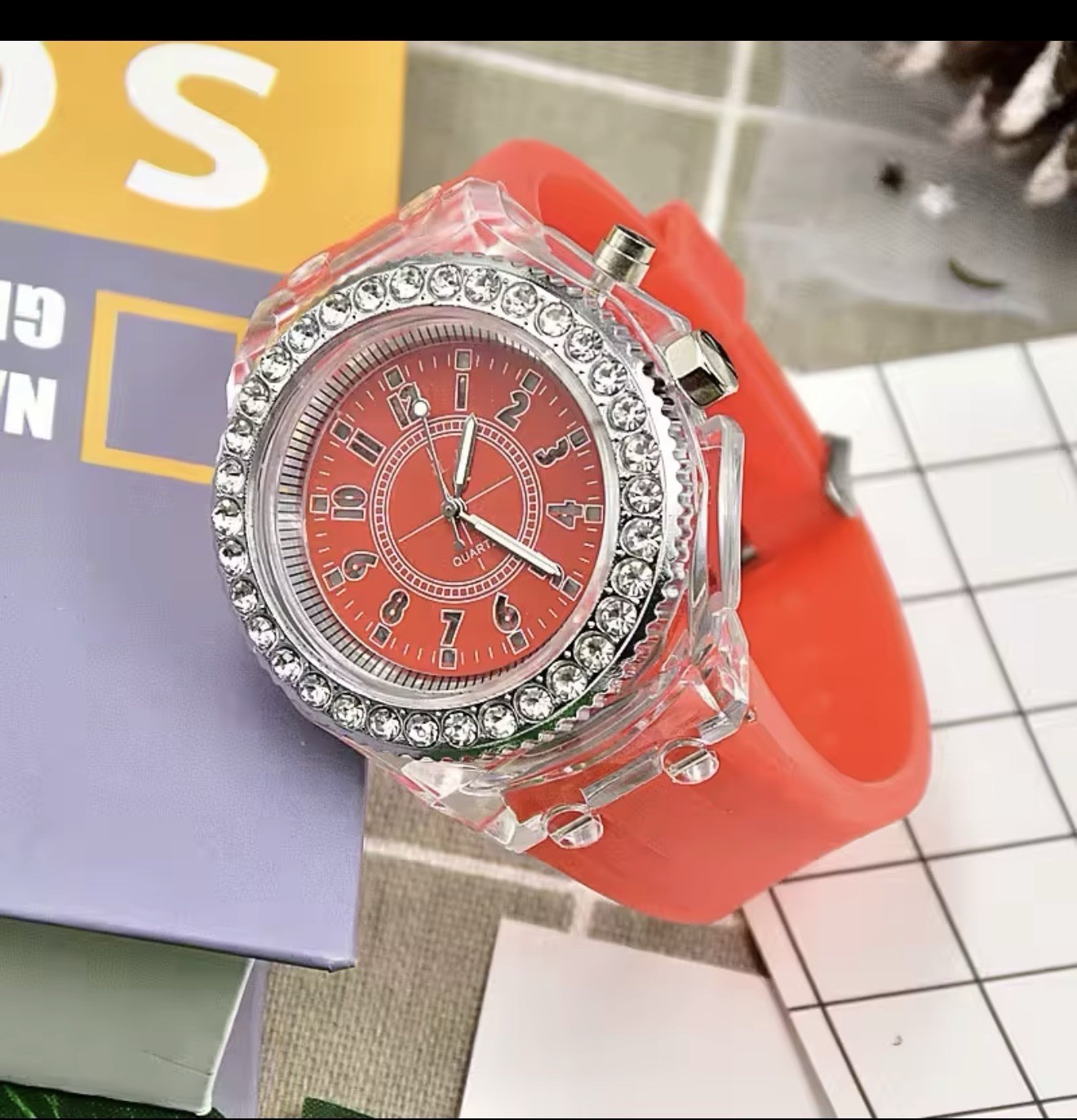 Unisex LED Light Up Watch – Sport & Style Glowing Quartz Watch for Girls & Boys