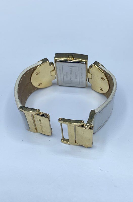 Michael Kors MK-4053 Women’s Gold Tone Square Watch White Leather Band 7″