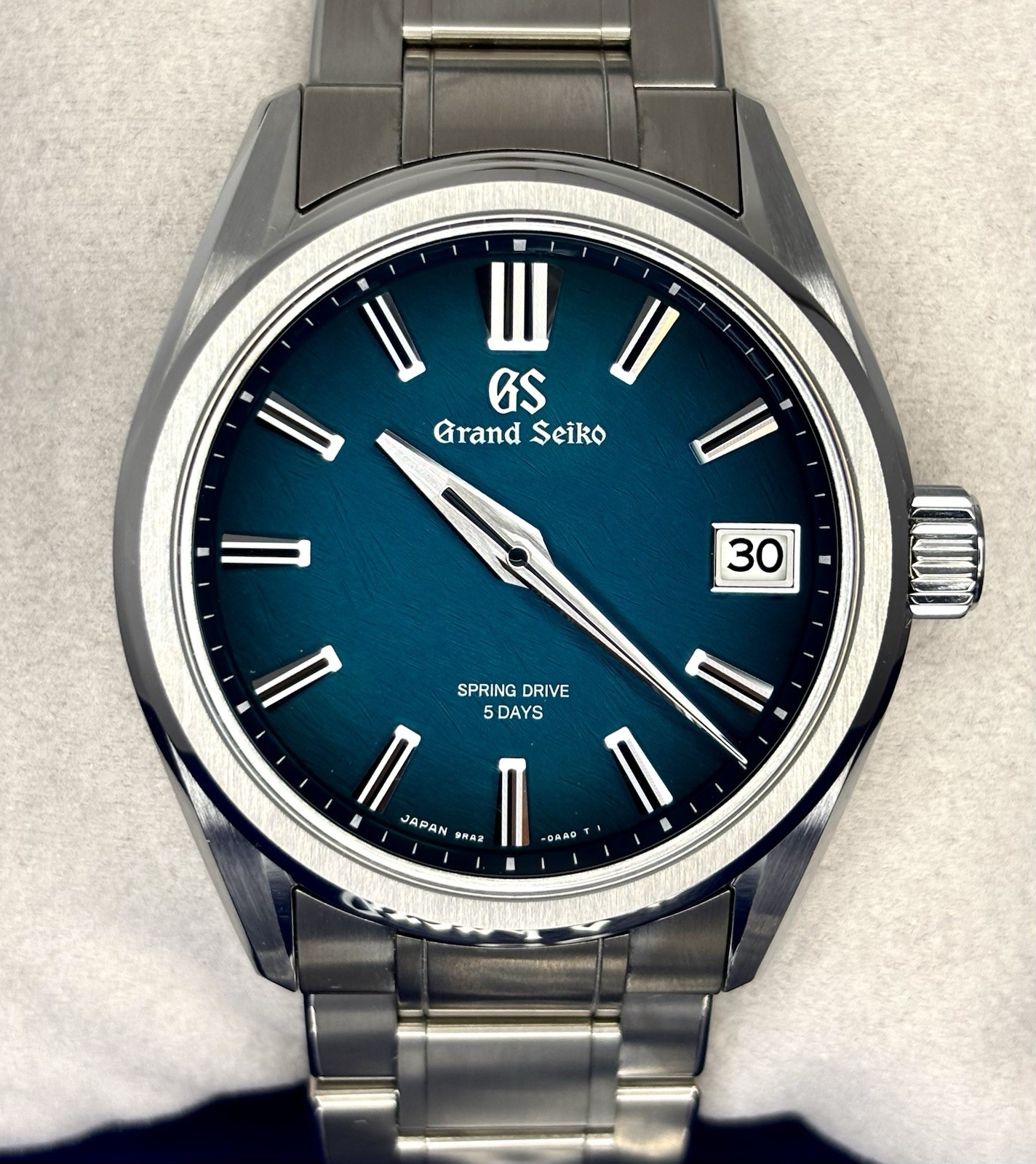 Grand Seiko Atera Valley SLGA025 Titanium 40mm 2026 Full Set Unworn