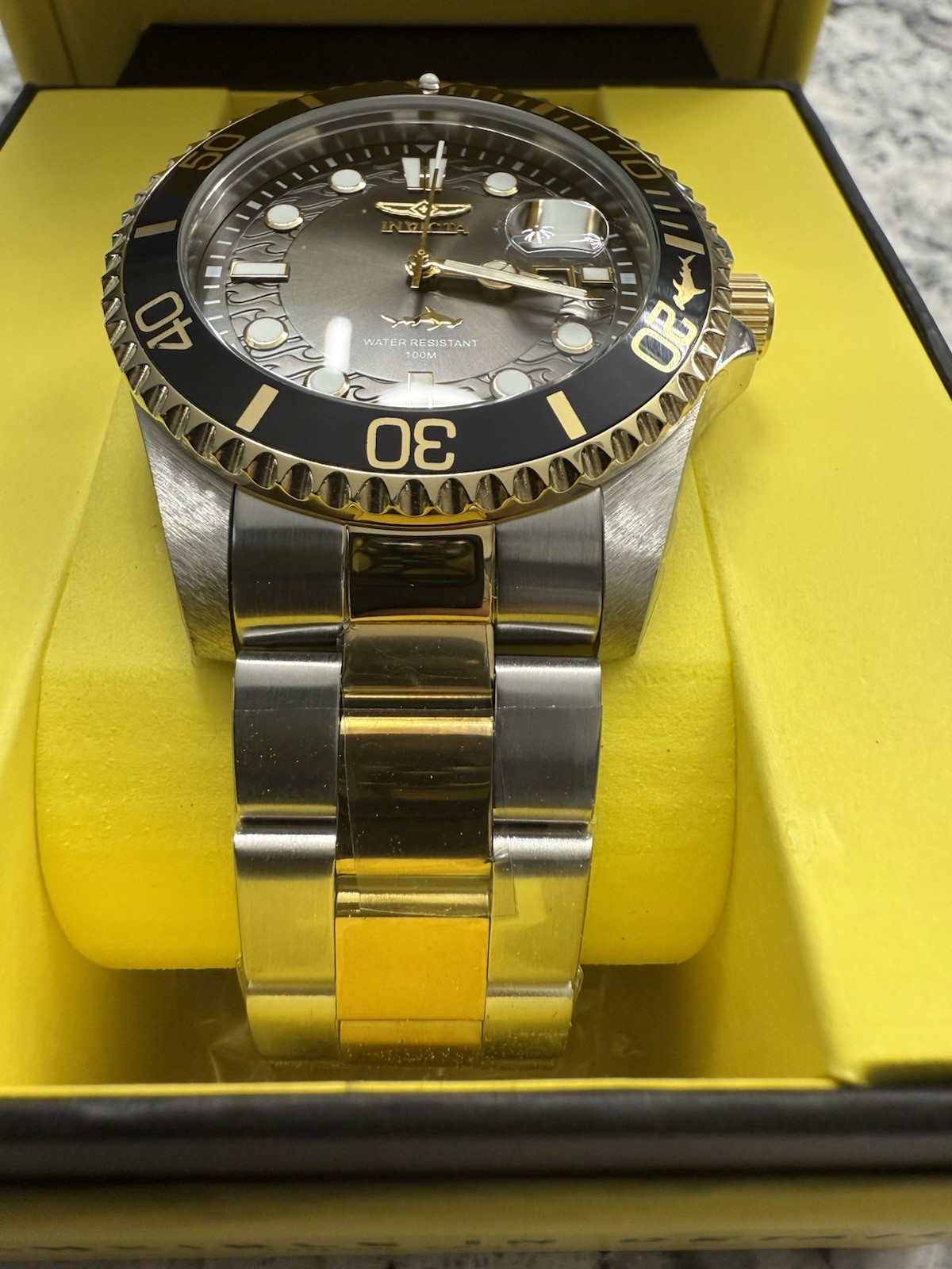 New Invicta Pro Diver Men’s Watch Currentwave 30023 43m Two Tone Gold And Silver