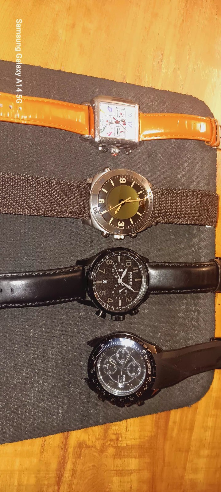Lot of 4 Watches + 1 suunto watch
