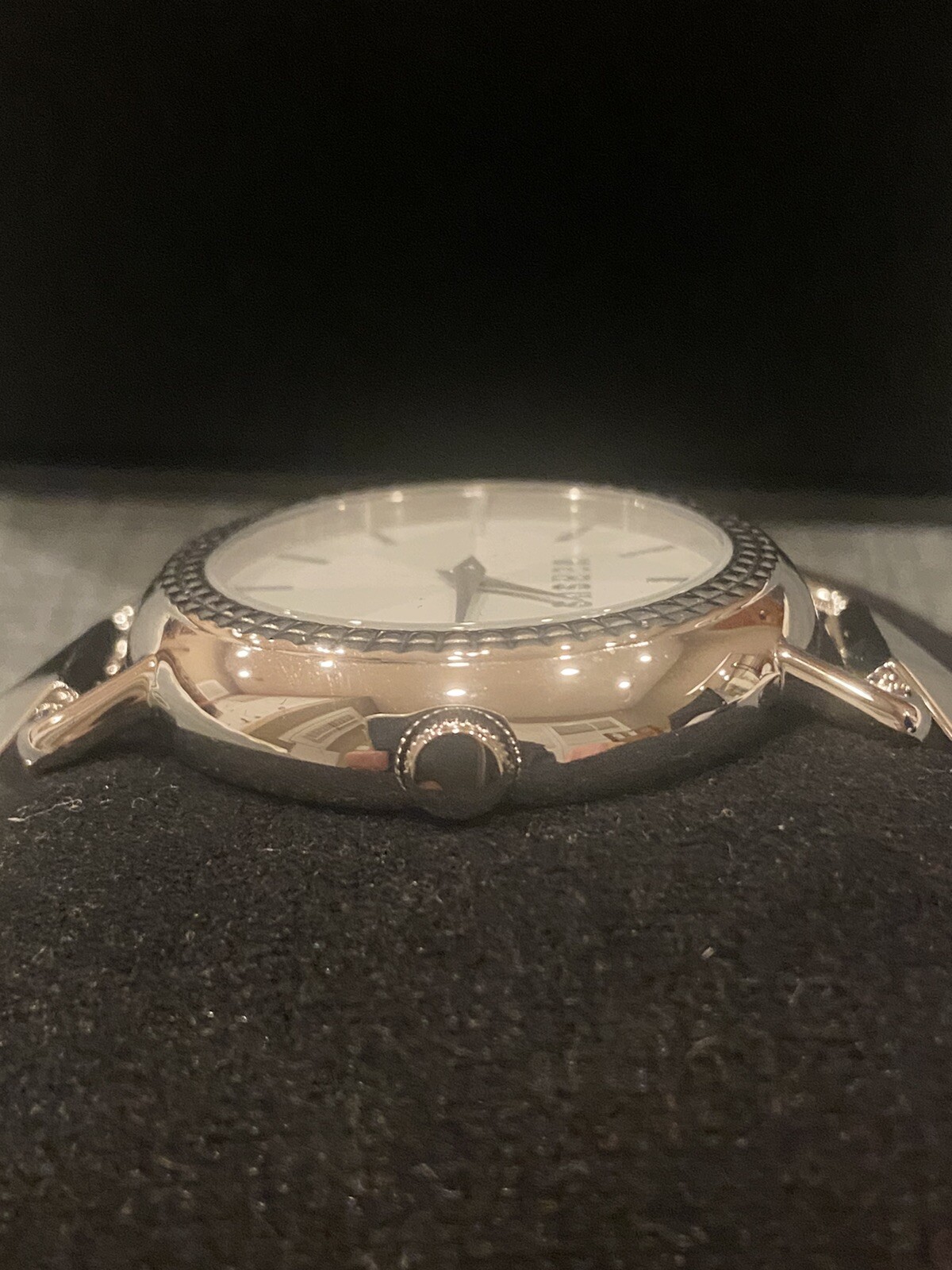 Versus by Versace SOA010014 watch coconut grove Silver Tone NWT Needs Battery