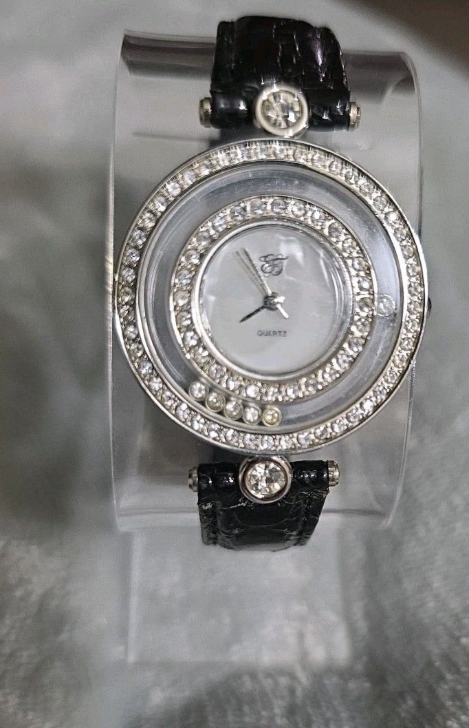ELIZABETH TAYLOR WHITE DIAMONDS Wristwatch Works! with New Battery!