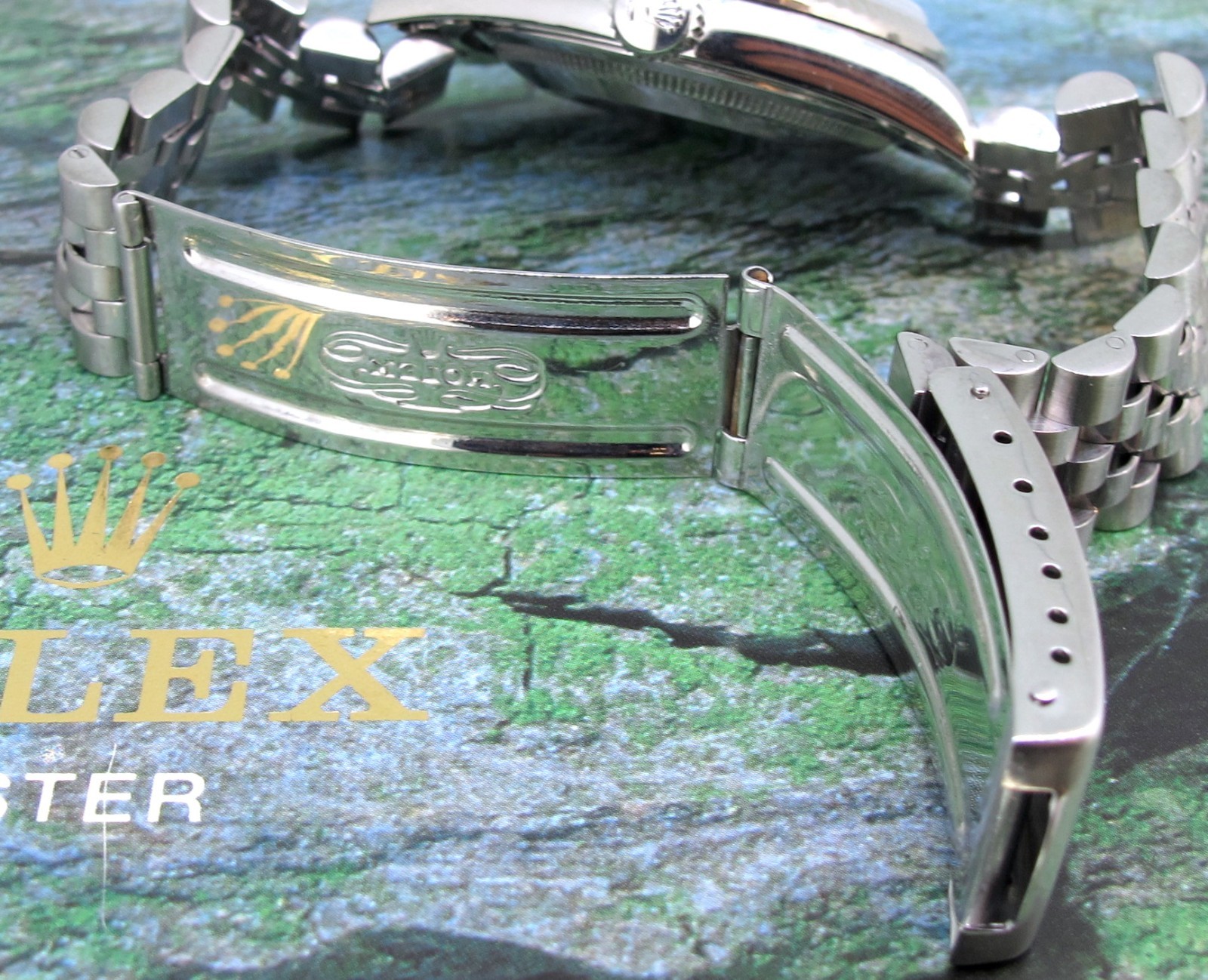 Rolex 16200 DateJust Black Dial Stainless Steel Jubilee Bracelet 36MM Watch
