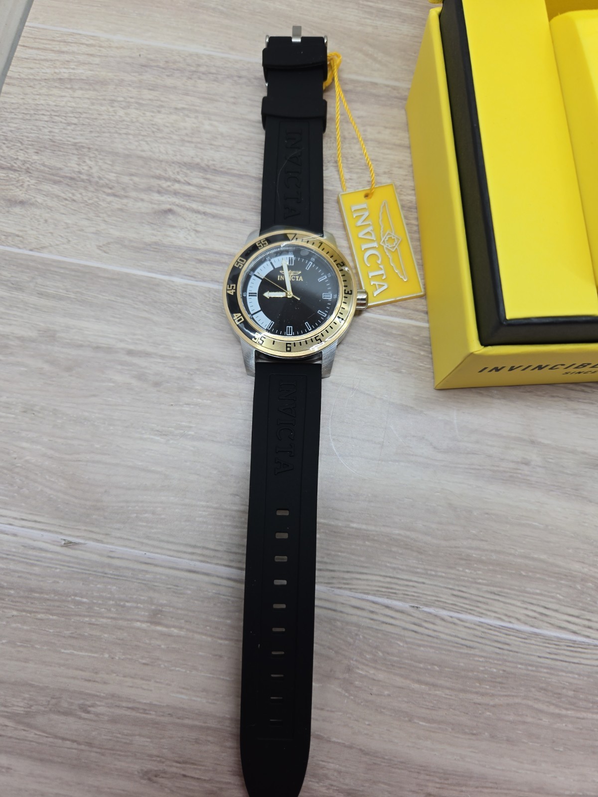Invicta Specialty Quartz Black and White Dial Men’s Watch 34097