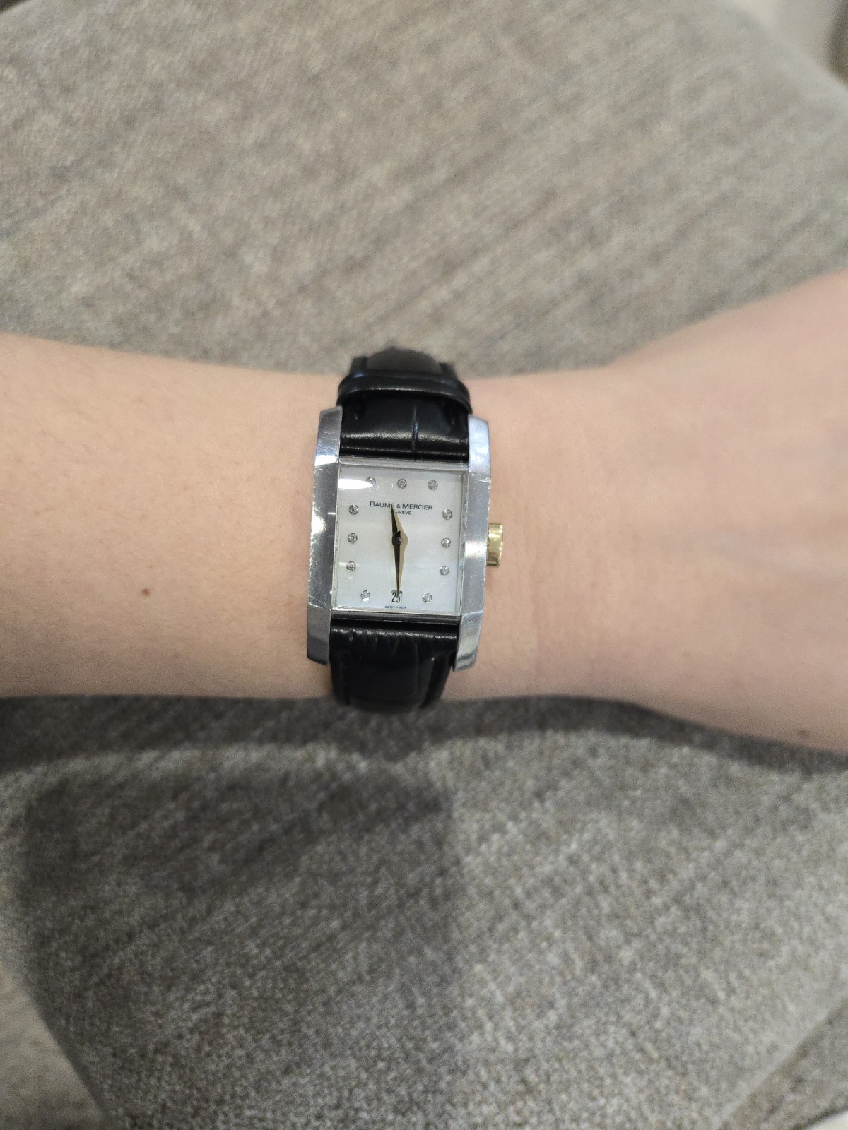 Baume & Mercier 18k/Ss Ladies Watch 11 Diamonds GENEVE-1830