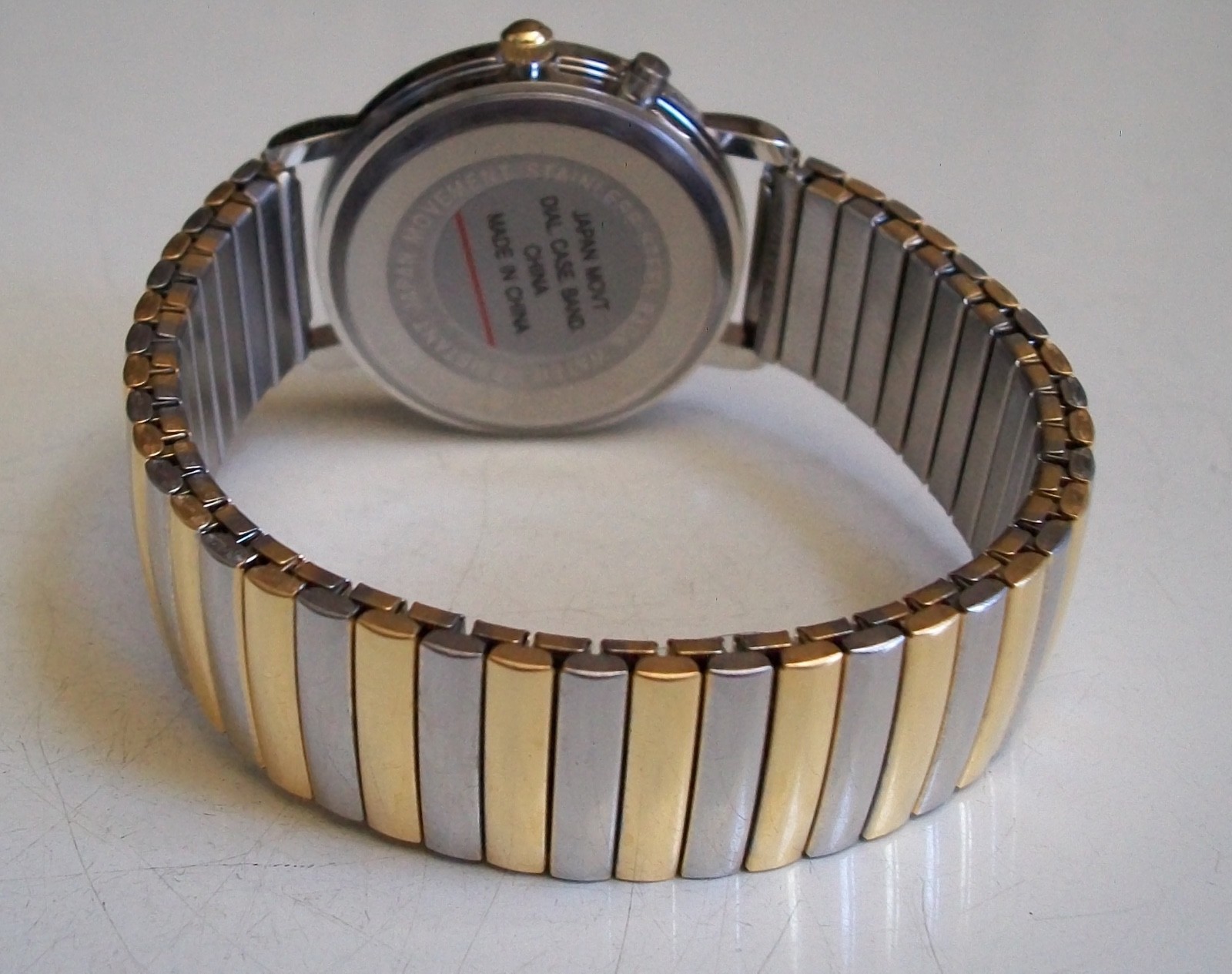 Men Or Women Casual Stretch Band Gold & Silver Finish Fashion Wrist Watch