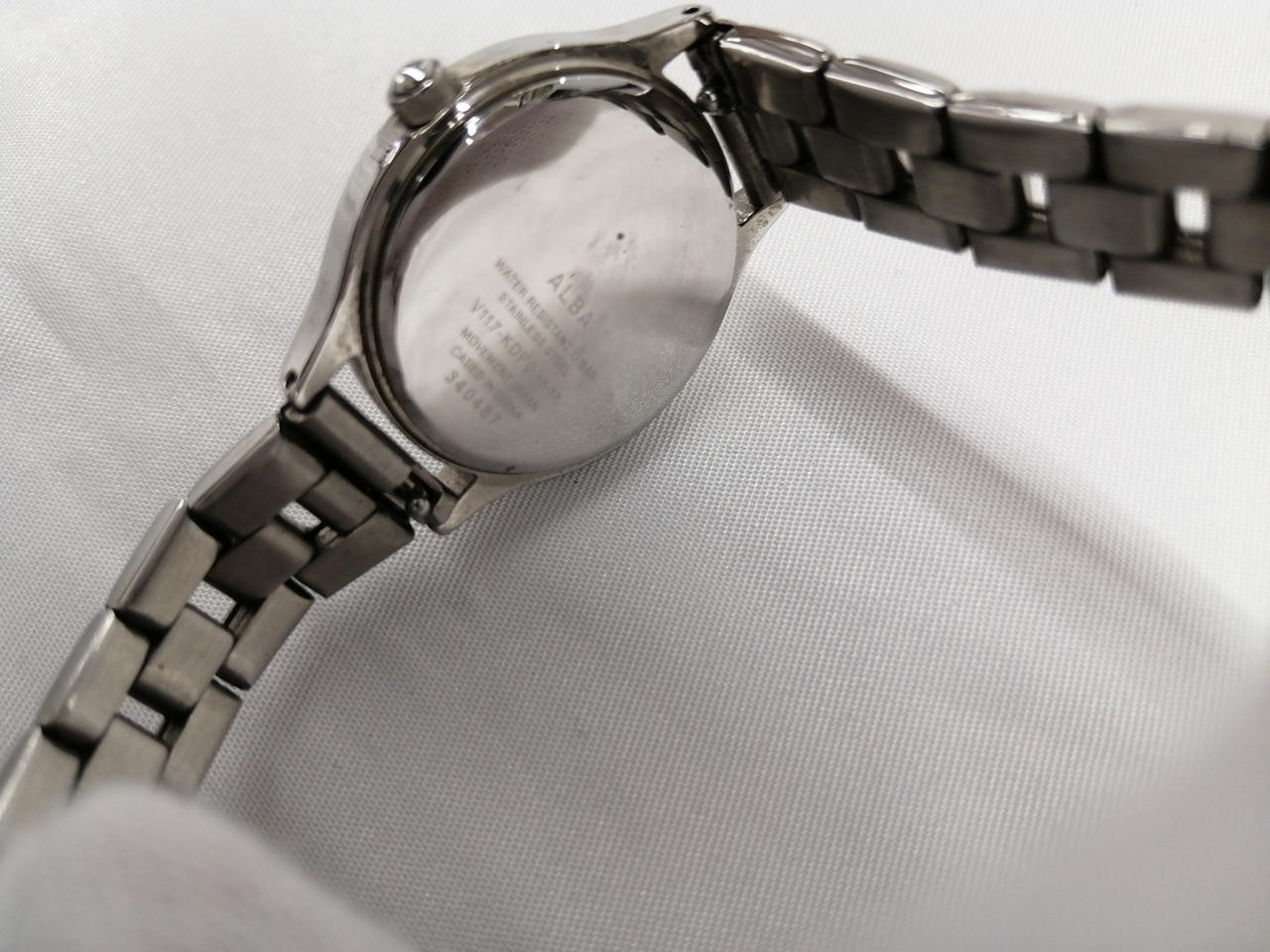 Alba V117-KDP0 Quartz Watch Used 2020s Classic Style Timepiece
