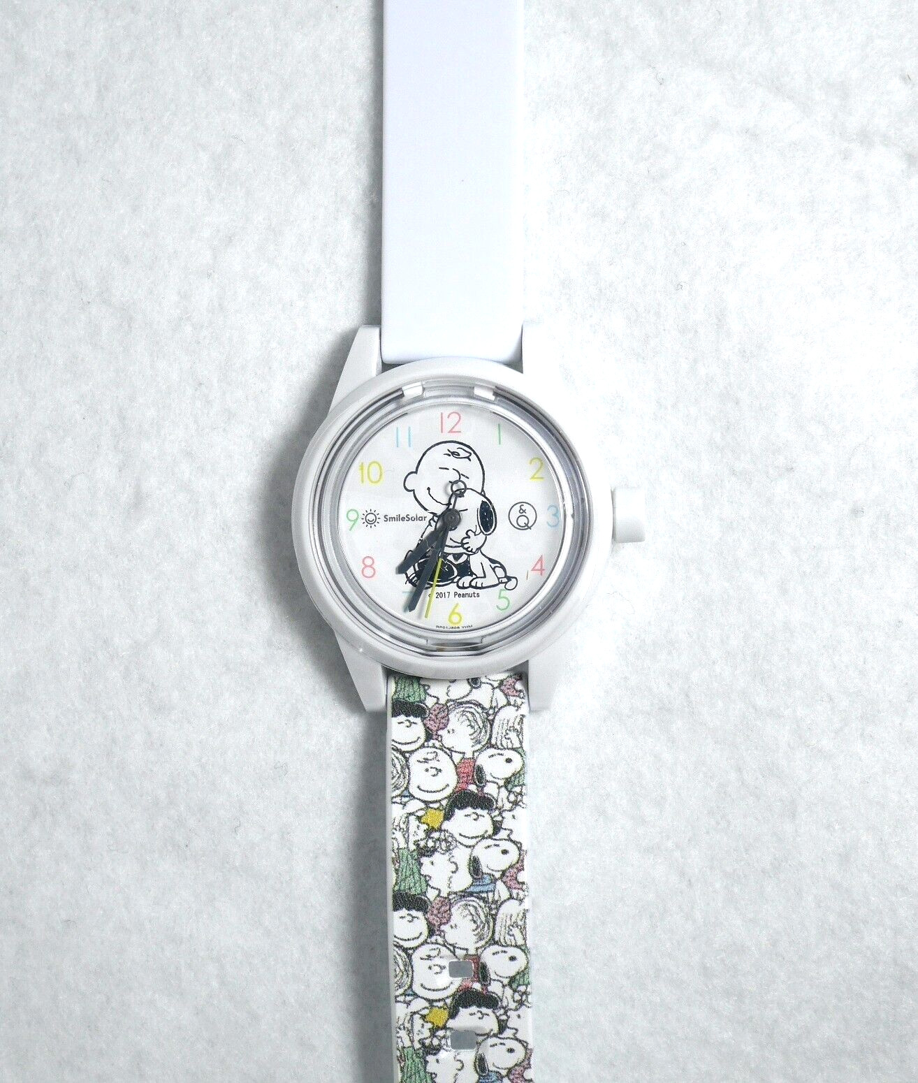 CITIZEN Q&Q Snoopy Charlie Brown Peanuts Watch RP01-806 White Solar Power