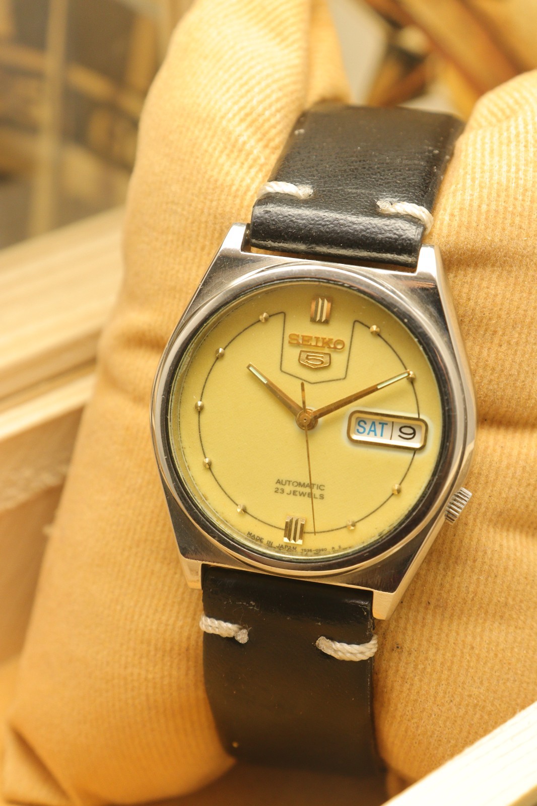 Vintage Seiko 5 Automatic Lume Dial Wrist Watch For Men’s Japan Movement 7s26.