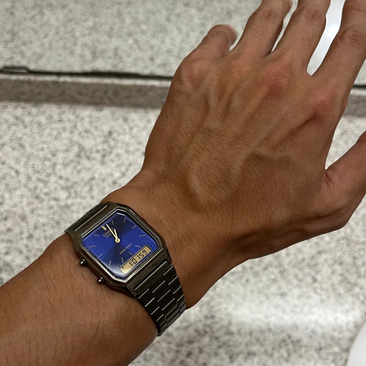 Casio Digital Analog AQ-230GG-2A Women Watch Metal Band Blue Original