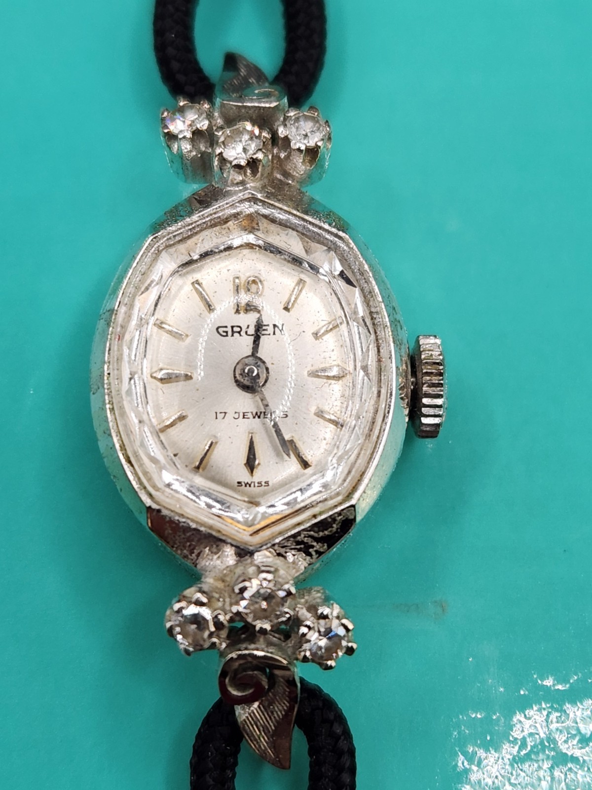 Vintage Women’s Gruen , 14k White Gold Diamonds 14mm Manual Wind Analog Watch