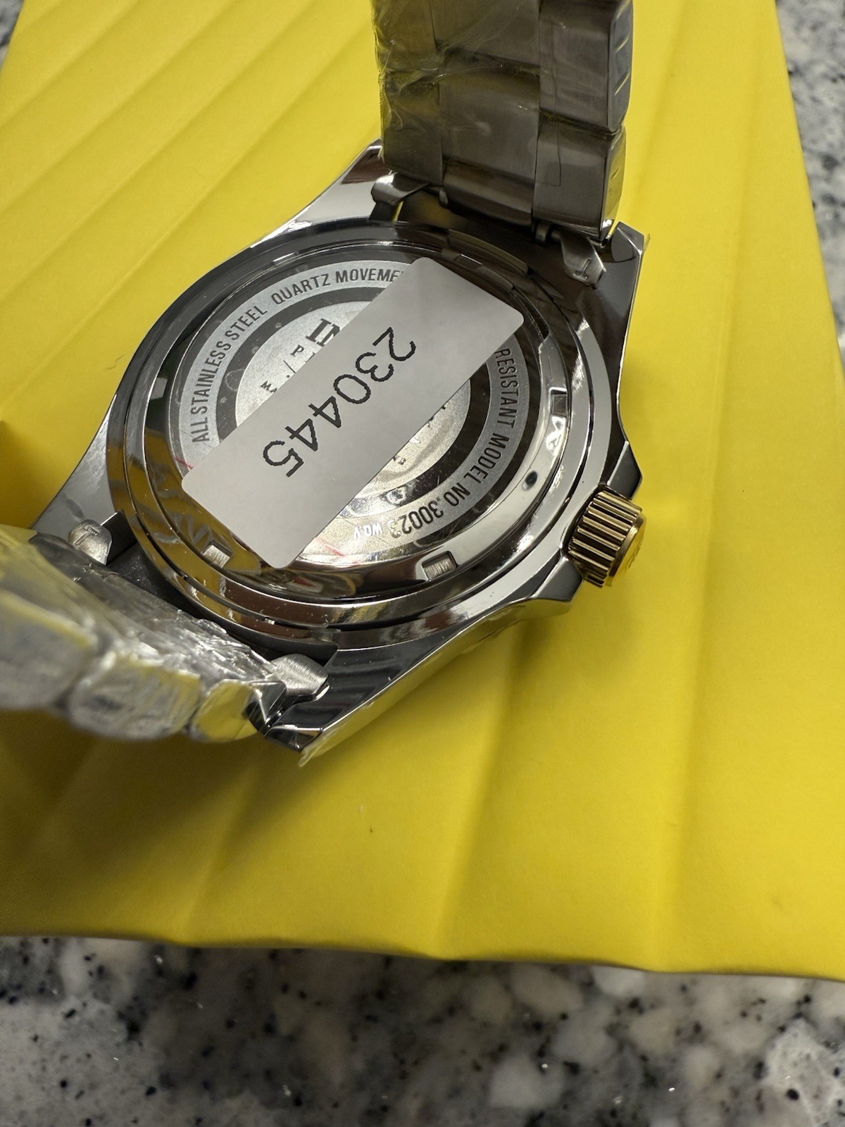 New Invicta Pro Diver Men’s Watch Currentwave 30023 43m Two Tone Gold And Silver