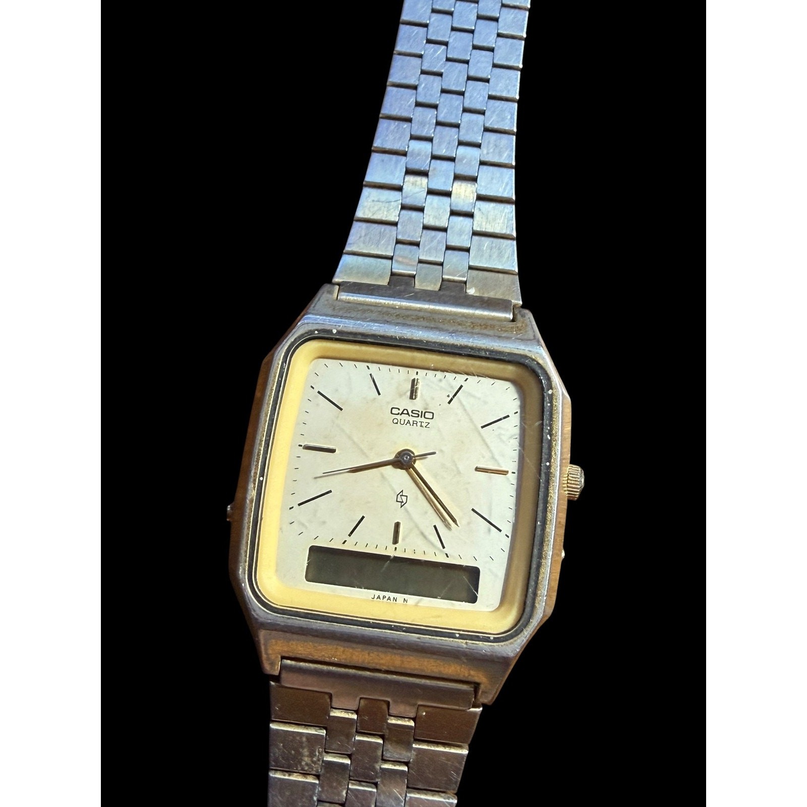 Vintage Casio Quartz Ana-Digi Watch Gold Tone Bezel Silver Band Japan H Works