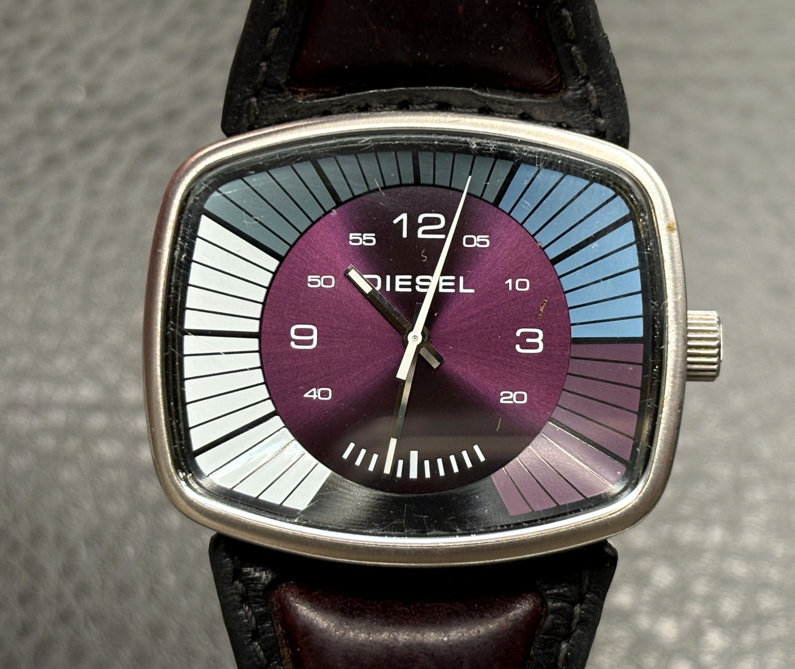Diesel DZ3025 Men’s Square Dial Blue Purple Leather Strap Watch NEEDS BATTERY