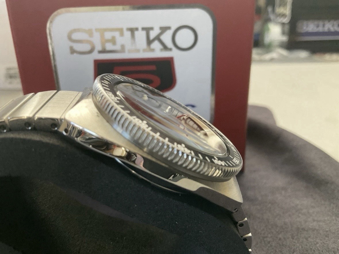 Seiko 5 Sports Automatic SRPK17 Limited Edition Day/Date